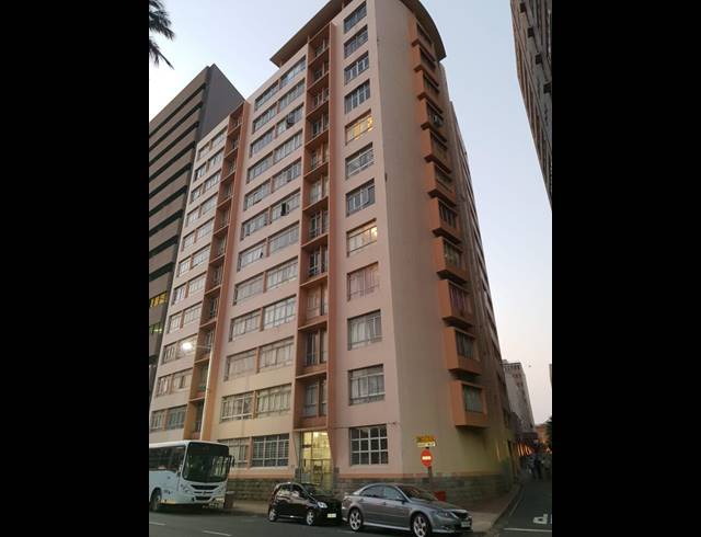 1.5 BEDROOM APARTMENT FOR SALE IN DURBAN CENTRAL